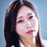 白峰郁美